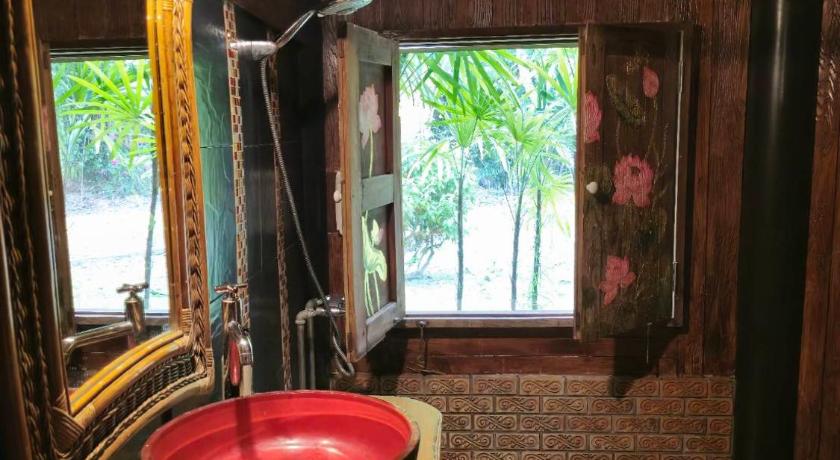 Image of Garden Family Boat Suite 15