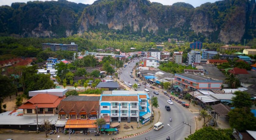 The Hangout Ao Nang - image 8