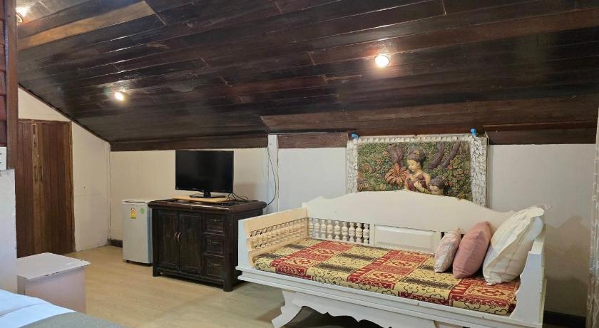 Image of Bamboo Bungalow Garden View 14