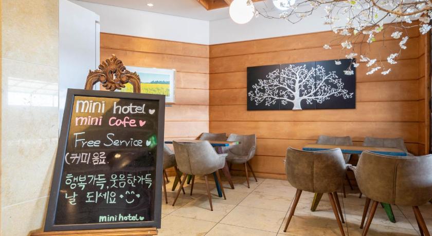 镇川 Mini Hotel 3星级 酒店 餐厅