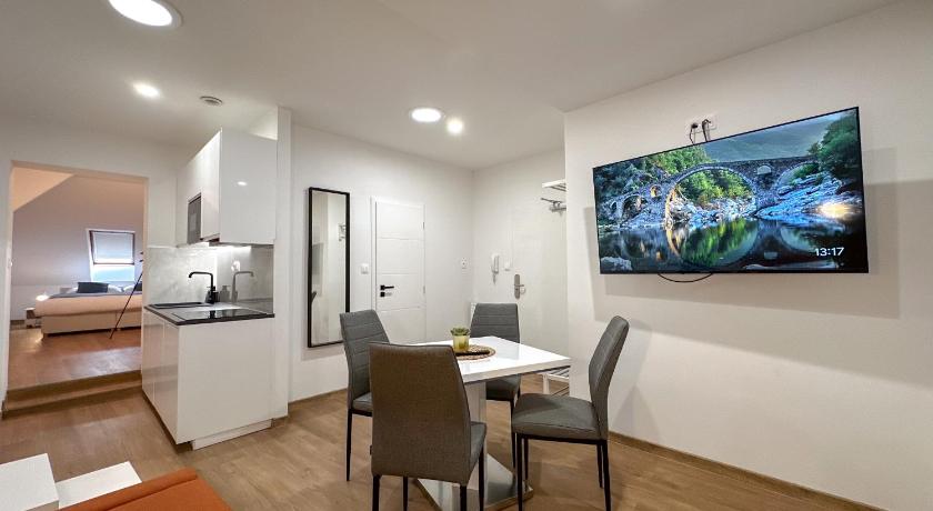 Image of Deluxe Apartment 5