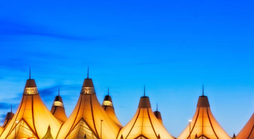 덴버 (CO) Spacious Family Retreat in Denver 4성급 숙소 레스토랑