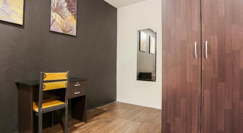 Image of Standard Triple Room 8