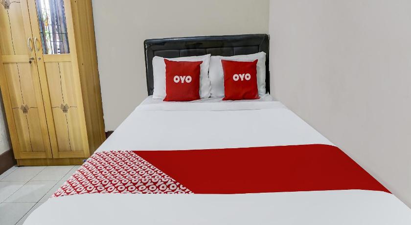 OYO 91137 Griya Cipu Syariah Guest House - image 2