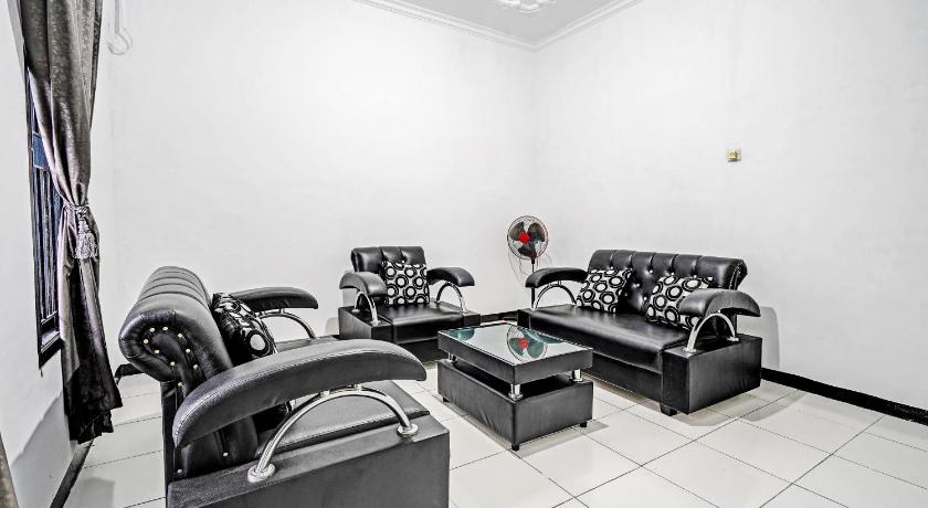 OYO 91334 Permata Papua Guest House - image 6