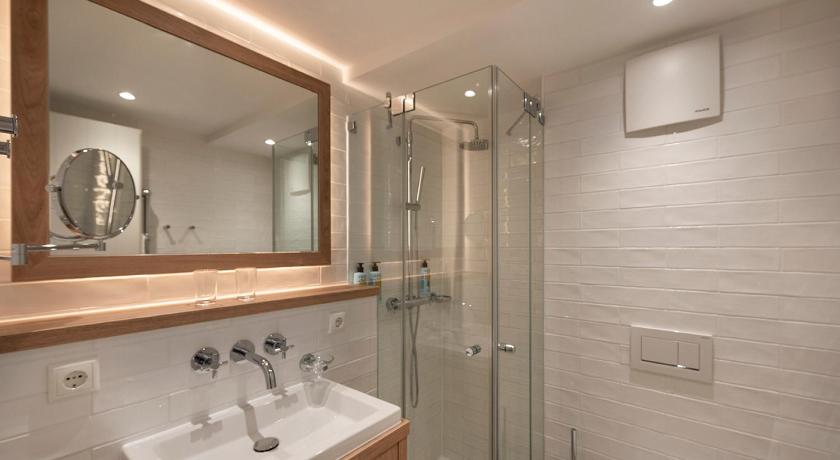 Image of Premium Double Room 2