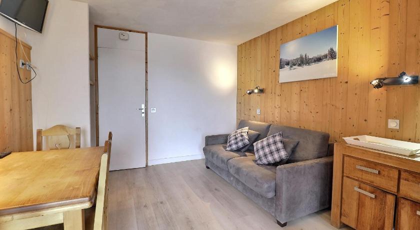 Image of One-Bedroom Apartment 3