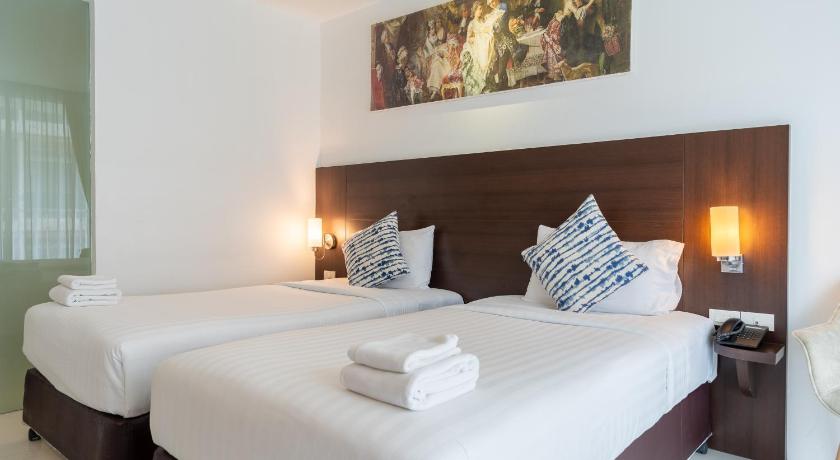 Image of Deluxe Double or Twin with Balcony 10