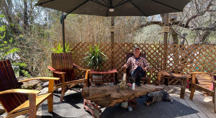 Squaw Valley (CA) Guesthouse Near Sequoia & Kings Canyon Parks 4-Star Accommodation pool