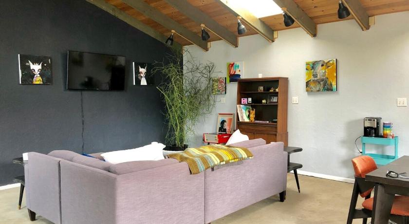 Squaw Valley (CA) Guesthouse Near Sequoia & Kings Canyon Parks 4-Star Accommodation lobby