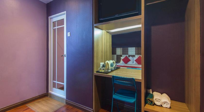 Image of Executive Suite 7