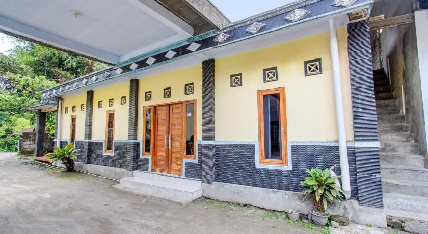 Hotel O Pondok Wisata Kurniawan 2NearWonogondang Camp ( Bumi Perkemahan Wonogondang ) - image 5