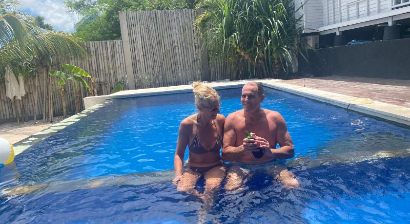 巴厘 The Kubu 221 Ceningan 1星级 酒店 泳池