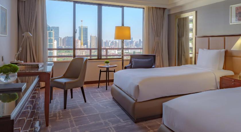 Фото: Club lounge access, Guest room, 2 Twin, Skyline view 5