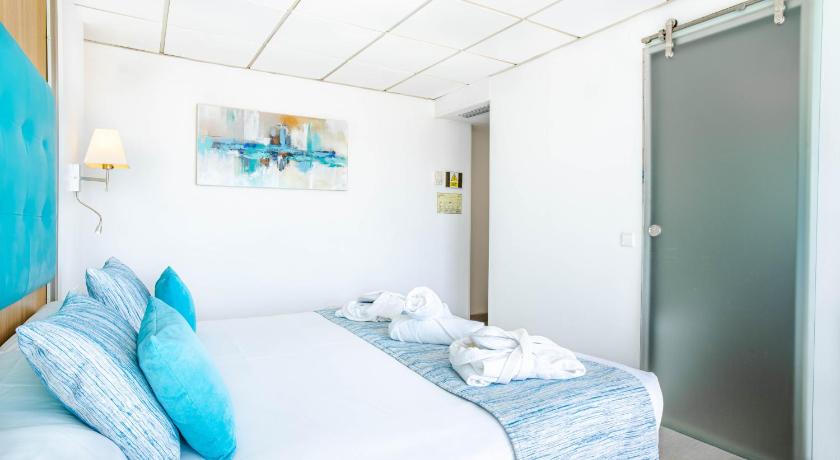 Image of Junior Suite met Uitzicht op de Bergen (Junior Suite with Mountain View) 4