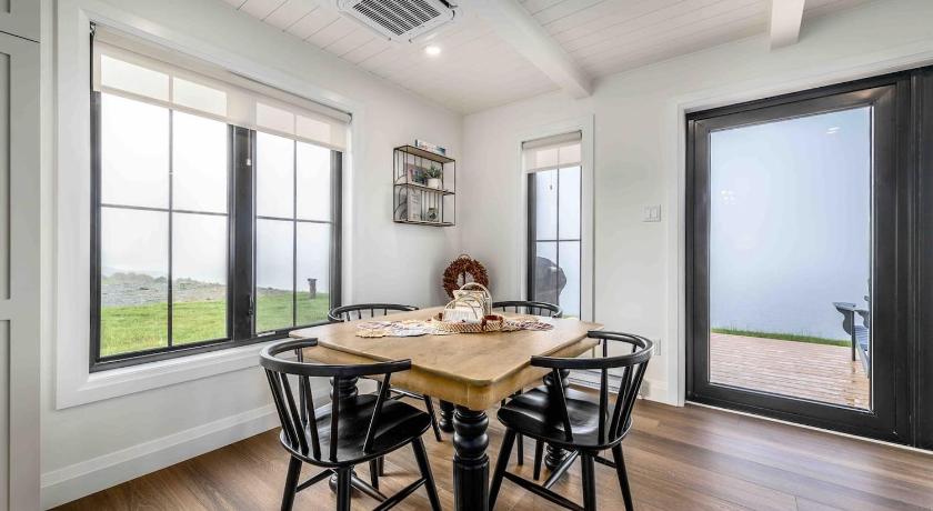 ポート・デ・グレイヴ Ocean Front Saltbox 'SeaForever' wHot Tub 4つ星 シングルルーム 外観