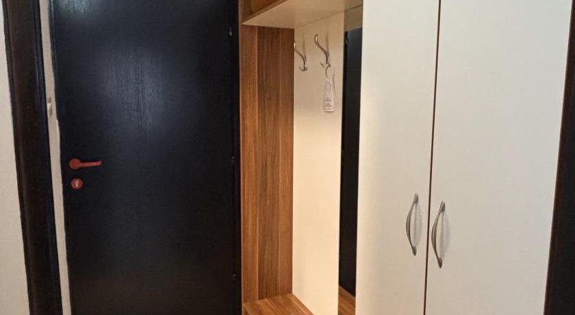 Image of Twin Room with Bathroom 4