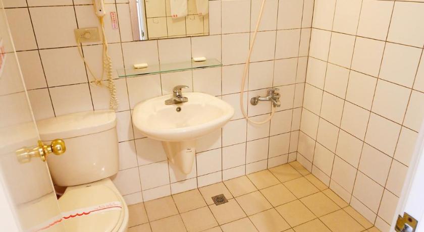 D.Y. Hotel - image 24