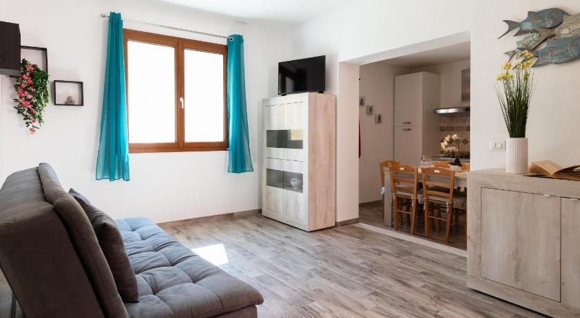 Zaira Home Free Wi-Fi 5 minuti dal Lago Liscia