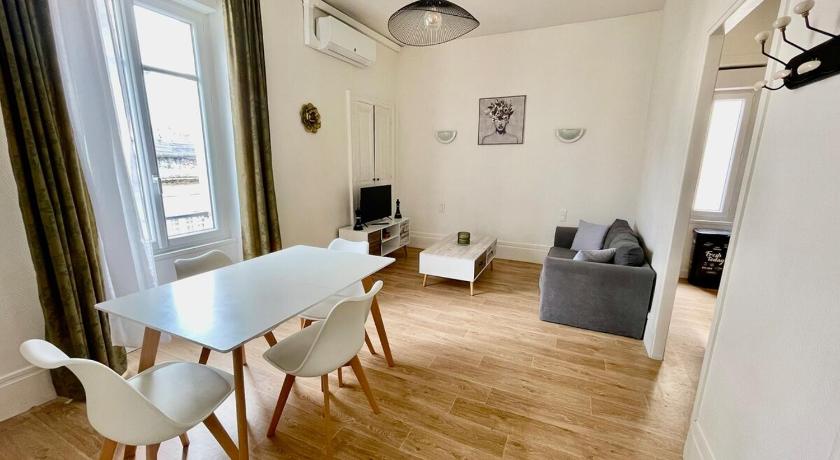 シャトールー Appartement T2 Centre Ville GS2 2つ星 シングルルーム ロビー