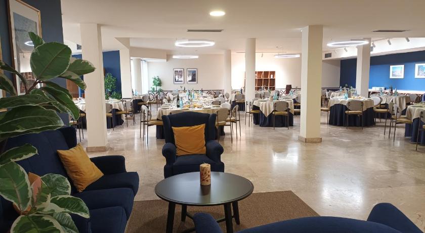 ポルト Vilar Oporto Hotel 3つ星 ホテル レストラン