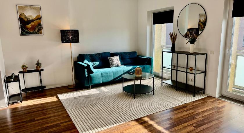 FeWo Palmtrees 2 - Große und moderne 2 Zimmerwohnung mit franzosischem Balkon in Gladbeck-Mitte nahe
