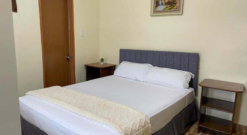 Image of Deluxe Family Room 2