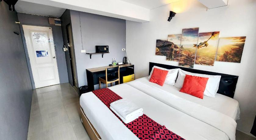 Image of Superior Room with Balcony 0