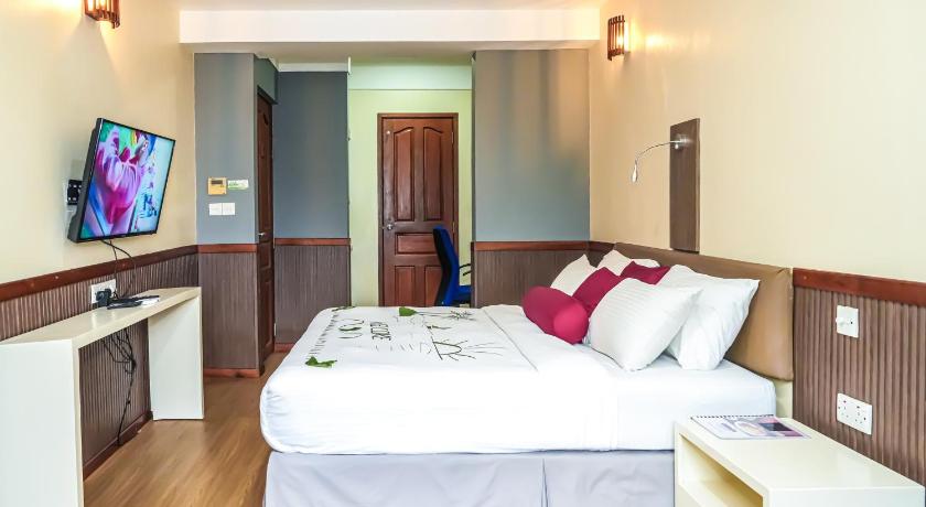 รูปของDeluxe Double Room (Free Return Airport Transfer and 10% of Food & Beverage) 1