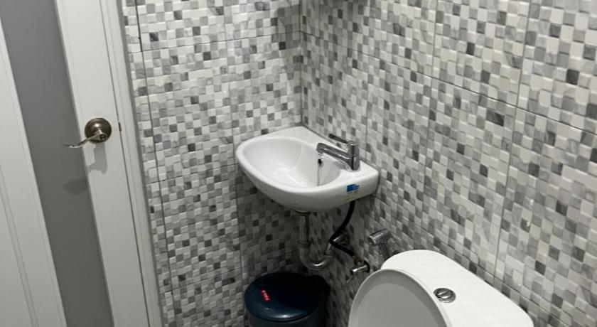 D nux House - image 29