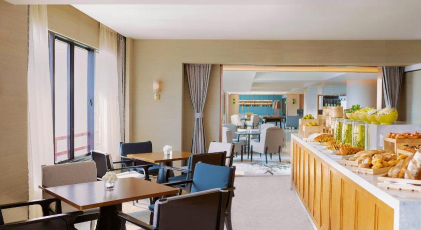 Фото: Номер-студио с 1 кроватью размера «king-size» и доступом в клубный лаундж (Club lounge access, Studio, 1 King) 10