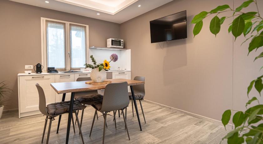 アッシジ La Dimora de Gio' 4つ星 ゲストハウス スイート