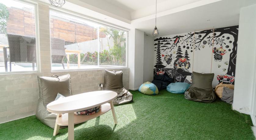 발리 Bali Bustle Kuta Coliving & Coworking Space 3성급 호텔 객실