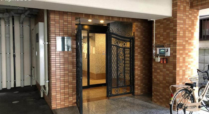 Matsuyama Alphabed松山城西 3-Star Accommodation pool