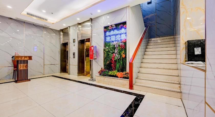 バンコク Palette The Travellers Hotel Bangkok 3つ星 ホテル ロビー