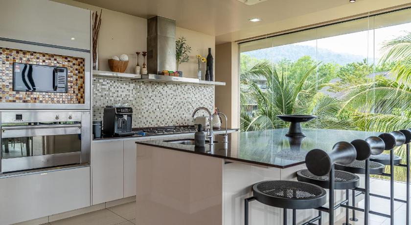 Image of Five-Bedroom Villa 13