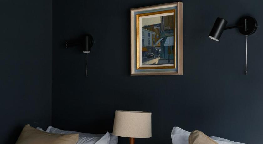 Image of Comfort Triple Room - Non Pet Friendly 15
