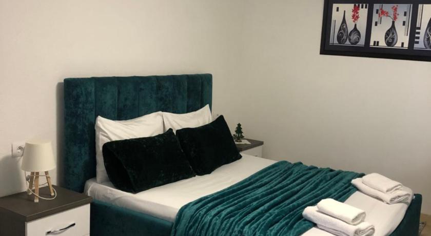 Dejani Guest House