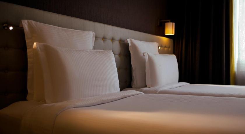 Image of Accessible Classic Room with 2 single beds 1