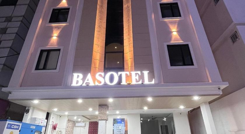 Basotel Hotel Indore - image 2