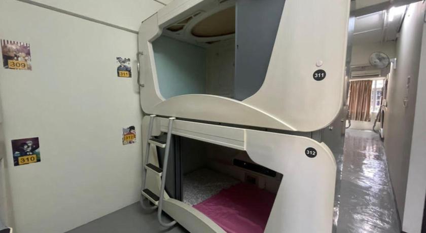 Image of Mixed Dormitory Room 5