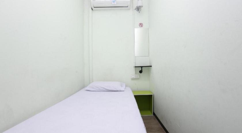 Image of Single Bed in Dormitory Room 1