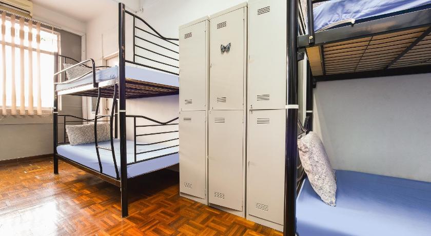 Image of Single Bed in Mixed Dormitory Room 0