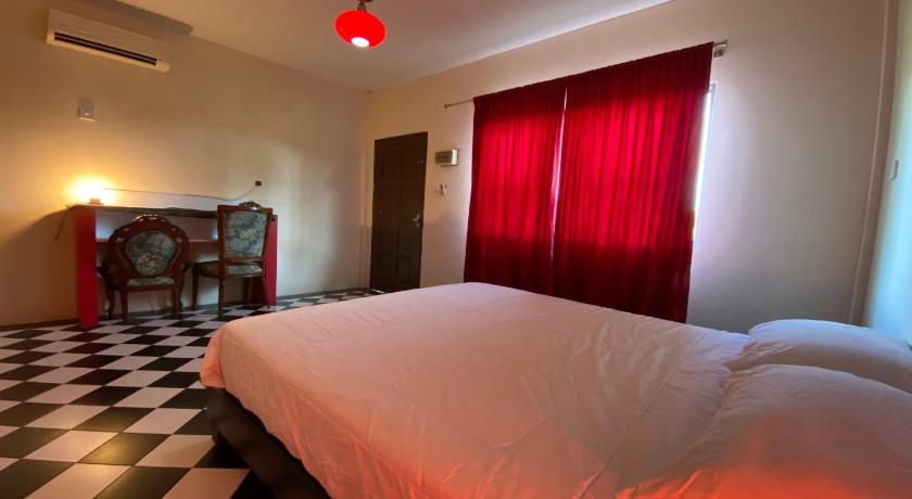 古晋 Hotel O Rb Homestay & Farms 4星级 民宿 套房