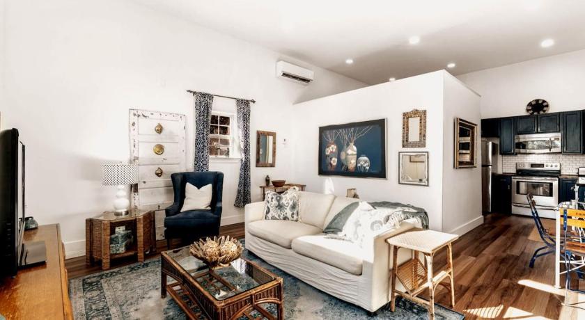 산타 로사 비치 (FL) 1BR Apt. w KING Bed on 30A .4 mi to Beach 4성급 숙소 스위트룸