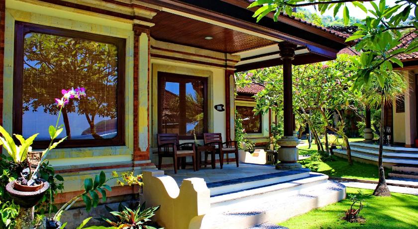 Image of Deluxe Beachfront Villa 16