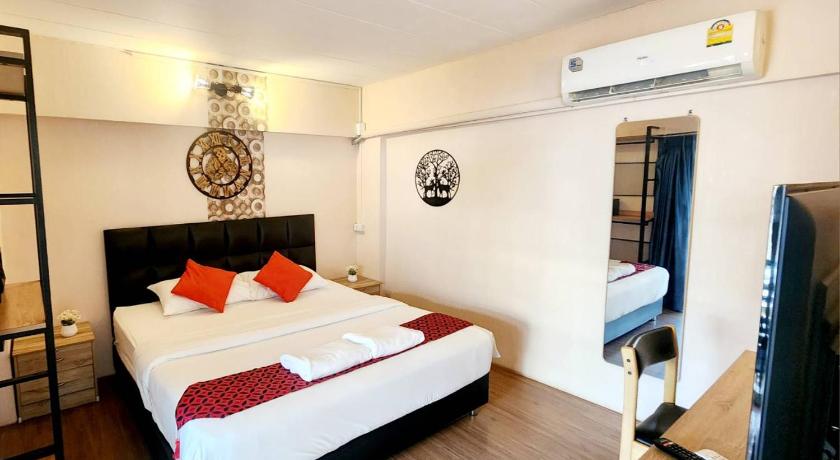 Image of Deluxe Room 3