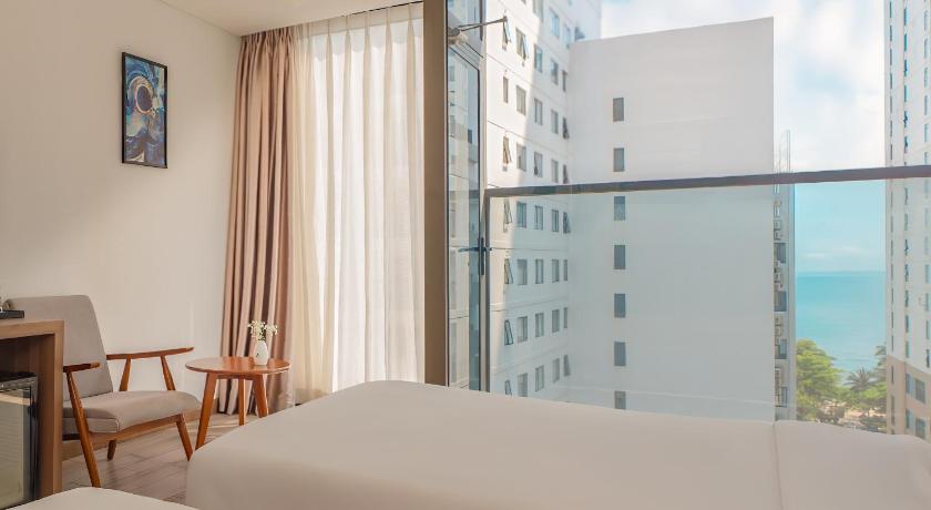 Ảnh của Suite Có Giường Cỡ Queen Nhìn Ra Biển (Queen Suite with Sea View) 4