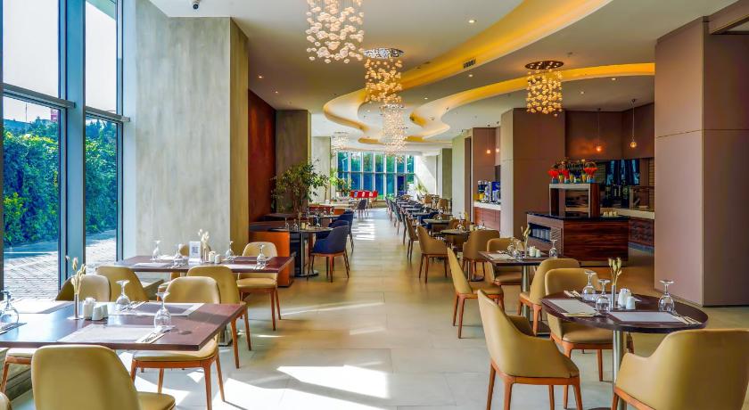 Ramada Encore Istanbul Bayrampasa - image 11