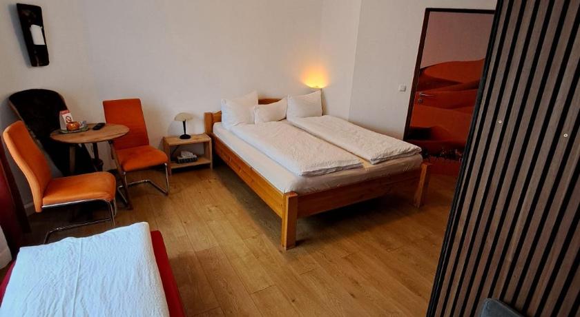 Image of Double Room - Upper Floor 6